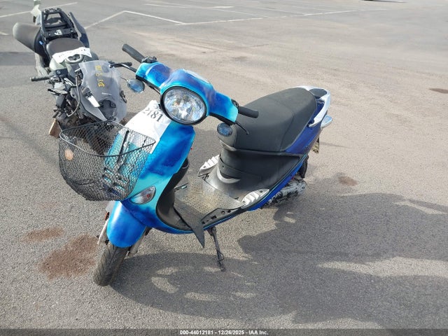 RFVPAP5A7R1135415 Genuine Scooter Co. Buddy 50