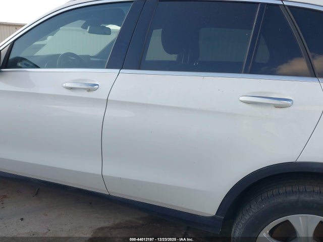 WDC0G4JB8JV044992 Mercedes-Benz m274