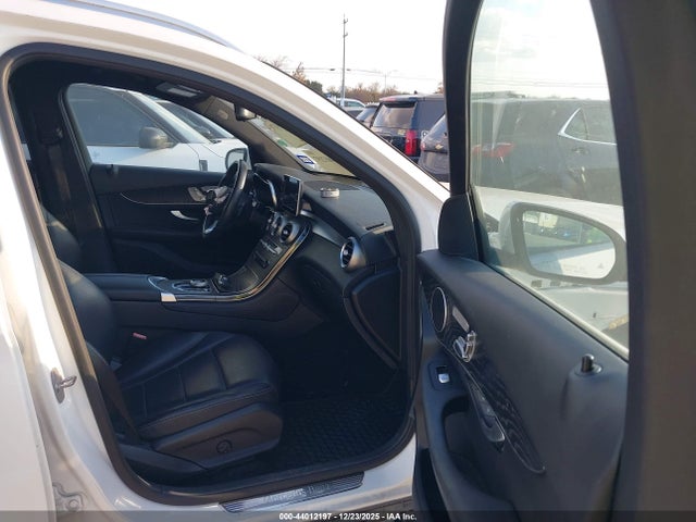 WDC0G4JB8JV044992 Mercedes-Benz m274