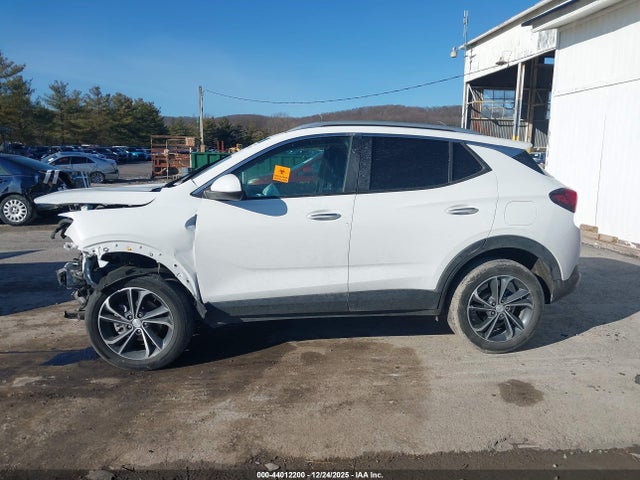 44012200 :رقم المزاد ، KL4MMDSL6MB182229 vin ، 2021 Buick Encore Gx Fwd Select مزاد بيع
