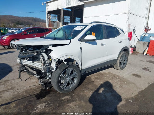 44012200 :رقم المزاد ، KL4MMDSL6MB182229 vin ، 2021 Buick Encore Gx Fwd Select مزاد بيع