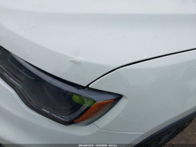 2018 JEEP GRAND CHEROKEE 1C4RJFLG7JC204603 Photo 5