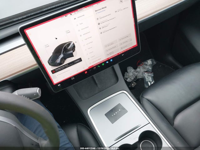 2025 TESLA MODEL Y 7SAYGAEE5SF216913 Photo 10