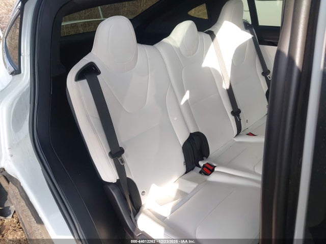 2020 TESLA MODEL X 5YJXCAE2XLF239079 Photo 7