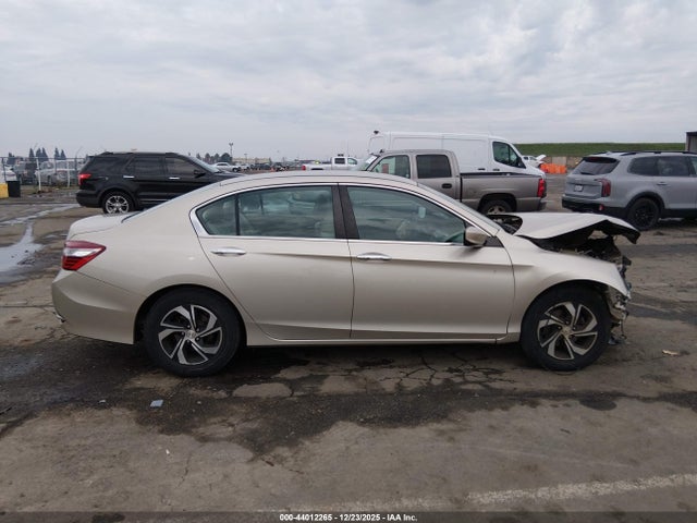 1HGCR2F33HA131690 Honda ACCORD LX