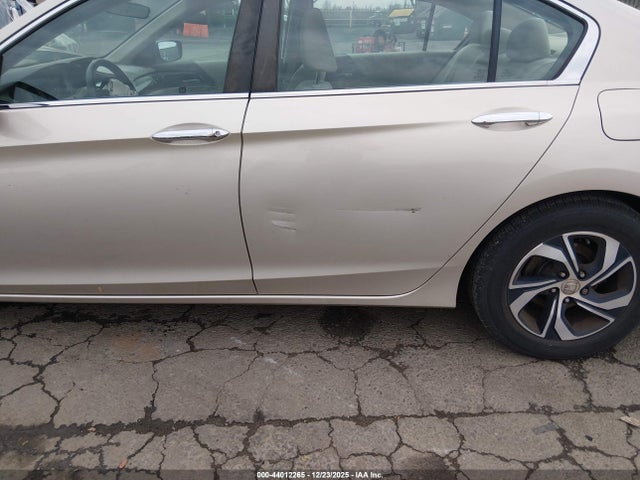 1HGCR2F33HA131690 Honda ACCORD LX