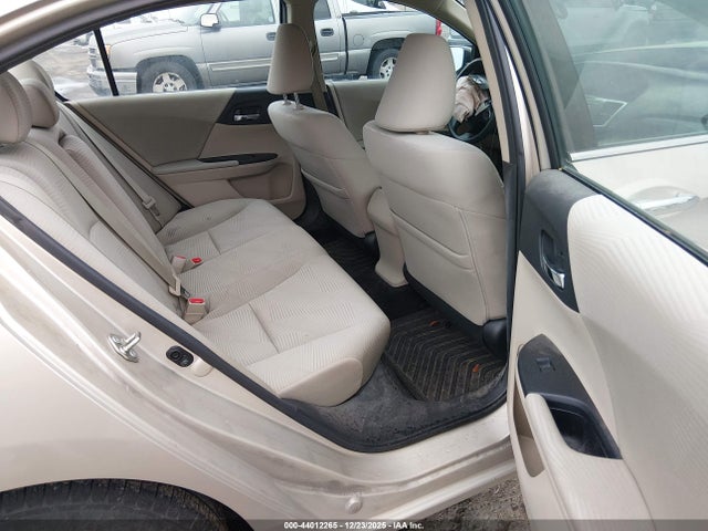1HGCR2F33HA131690 Honda ACCORD LX