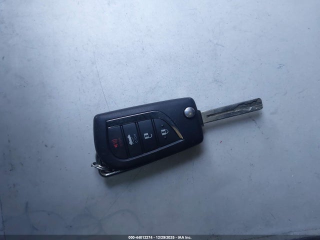 4T1G11AK9MU573278 Toyota CAMRY SE