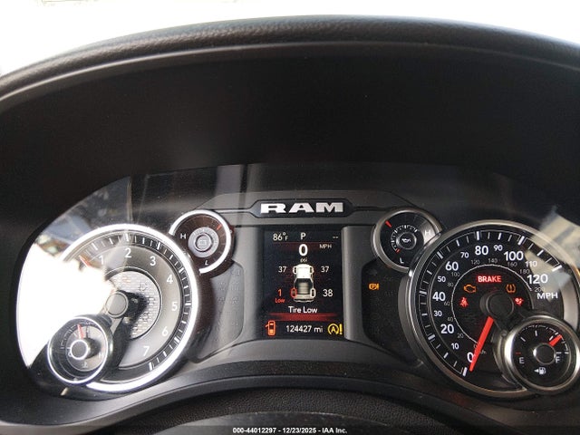Продажа на аукционе авто 2020 Ram 1500 Lone Star  4x4 5'7 Box, vin: 1C6SRFFT4LN242663, номер лота: 44012297