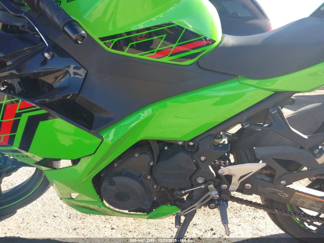 Kawasaki EX400 2023 JKAEXKG13PDAR7903 Image 9