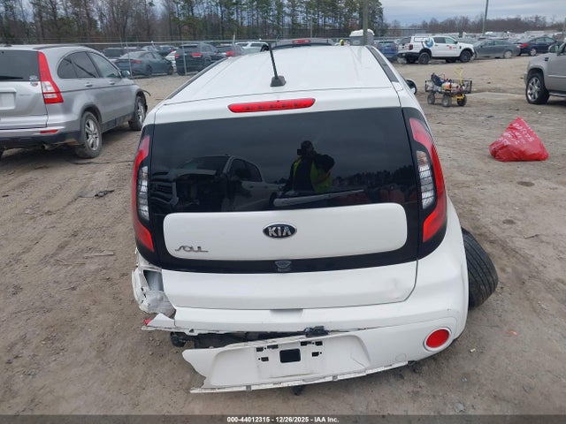 KIA SOUL + 2019 KNDJP3A52K7908570 Image 15