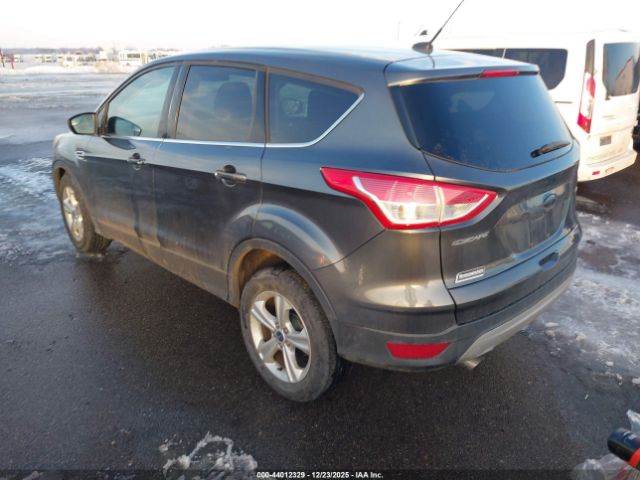 2015 FORD ESCAPE 1FMCU0G7XFUB26769 Photo 2