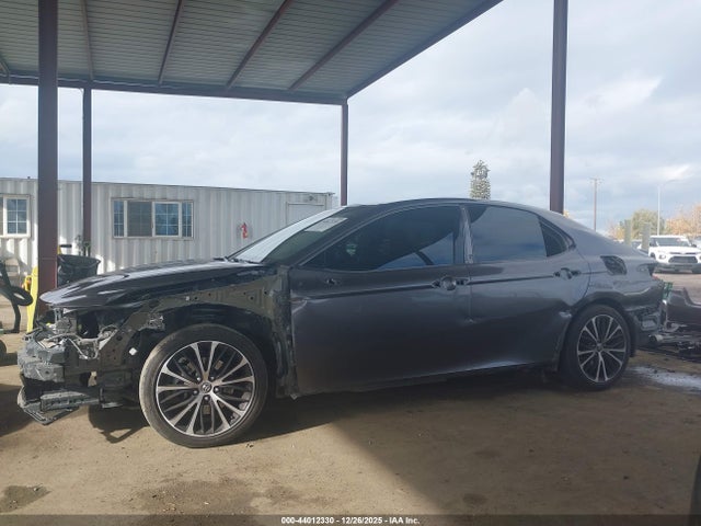 4T1B61HK3JU004875 Toyota CAMRY XSE