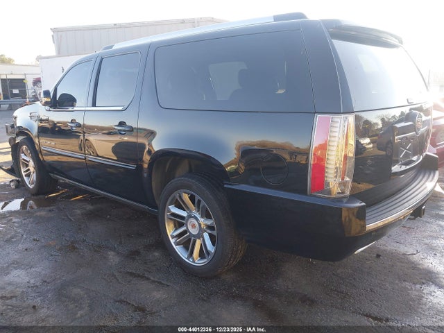 2014 CADILLAC ESCALADE ESV 1GYS4JEFXER233557 Photo 2