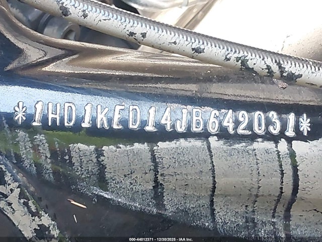 2018 HARLEY-DAVIDSON FLHTK 1HD1KED14JB642031 Photo 9