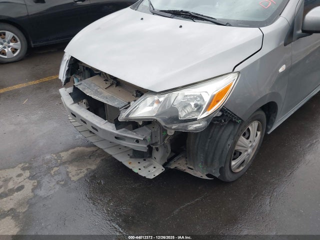 ML32AUHJ9MH004262 Mitsubishi Mirage Carbonite Edition/es/le