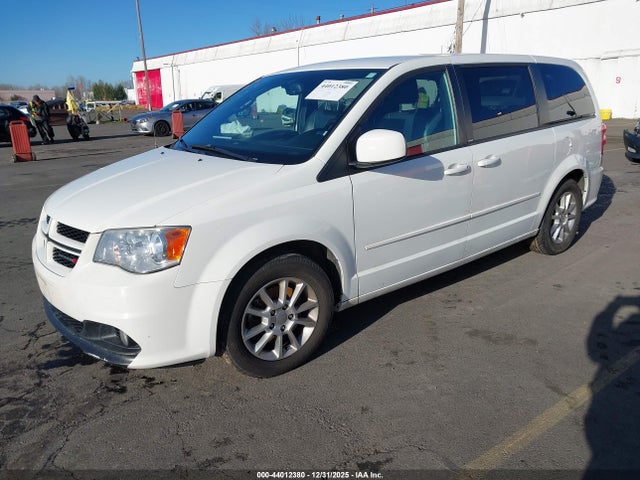 2013 Dodge Grand Caravan R/t მანქანა იყიდება აუქციონზე, vin: 2C4RDGEG2DR752577, აუქციონის ნომერი: 44012380