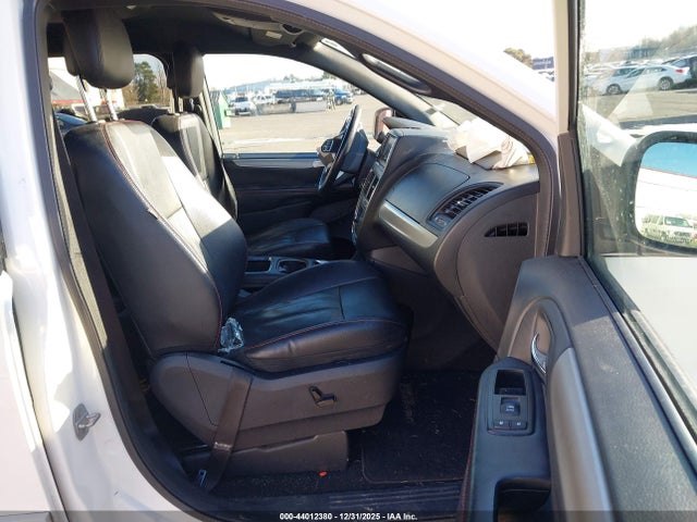 2013 Dodge Grand Caravan R/t მანქანა იყიდება აუქციონზე, vin: 2C4RDGEG2DR752577, აუქციონის ნომერი: 44012380