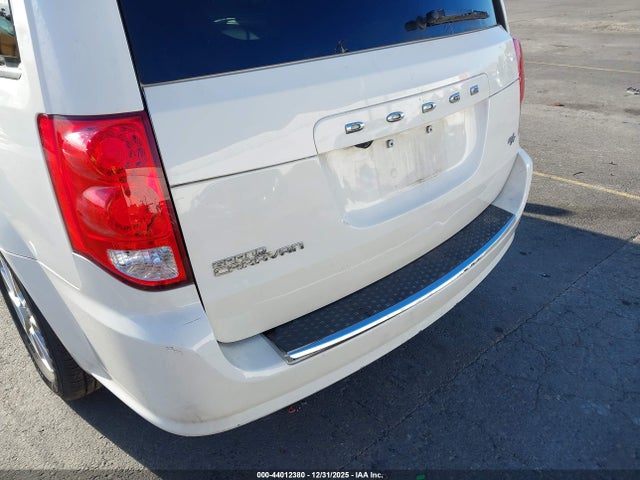 2013 Dodge Grand Caravan R/t მანქანა იყიდება აუქციონზე, vin: 2C4RDGEG2DR752577, აუქციონის ნომერი: 44012380