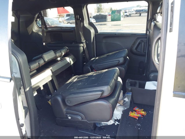 2013 Dodge Grand Caravan R/t მანქანა იყიდება აუქციონზე, vin: 2C4RDGEG2DR752577, აუქციონის ნომერი: 44012380