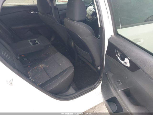 Продажа на аукционе авто 2019 Kia Forte S, vin: 3KPF34AD6KE012710, номер лота: 44012391