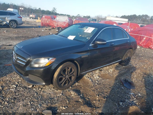 55SWF4KB8HU207567 Mercedes-Benz C 300 4matic