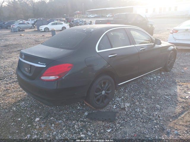 55SWF4KB8HU207567 Mercedes-Benz C 300 4matic
