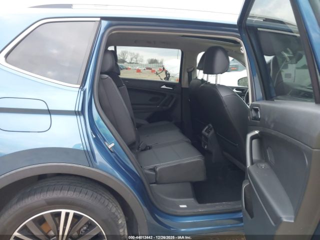 2018 VOLKSWAGEN TIGUAN 3VV3B7AXXJM083870 Photo 7