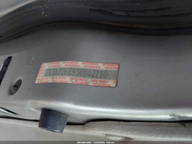 2005 MITSUBISHI LANCER JA3AJ26E85U042110 Photo 8