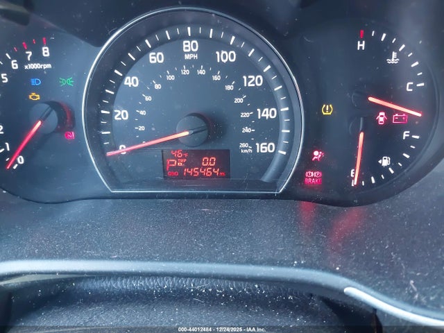 5XYKT3A65EG523214 KIA SORENTO LX