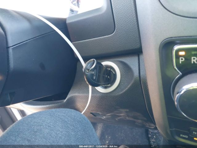 2016 RAM 1500 1C6RR7SM6GS236387 Photo 10