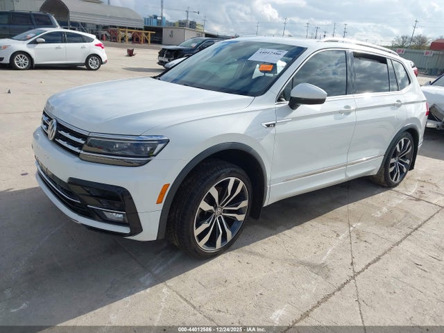 44012586 :رقم المزاد ، 3VV4B7AX4LM178786 vin ، 2020 Volkswagen Tiguan 2.0t Sel Premium R-line مزاد بيع