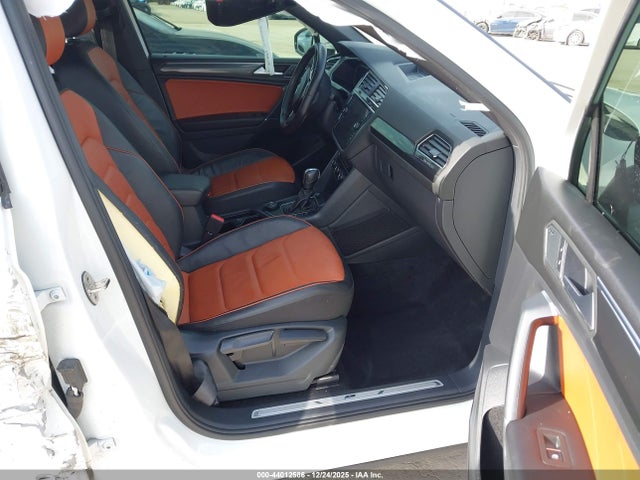 44012586 :رقم المزاد ، 3VV4B7AX4LM178786 vin ، 2020 Volkswagen Tiguan 2.0t Sel Premium R-line مزاد بيع