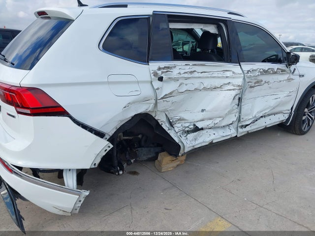 44012586 :رقم المزاد ، 3VV4B7AX4LM178786 vin ، 2020 Volkswagen Tiguan 2.0t Sel Premium R-line مزاد بيع