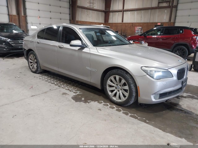 2009 Bmw 750i მანქანა იყიდება აუქციონზე, vin: WBAKA83579CY33833, აუქციონის ნომერი: 44012588