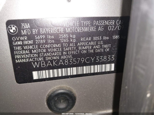44012588 :رقم المزاد ، WBAKA83579CY33833 vin ، 2009 Bmw 750i مزاد بيع