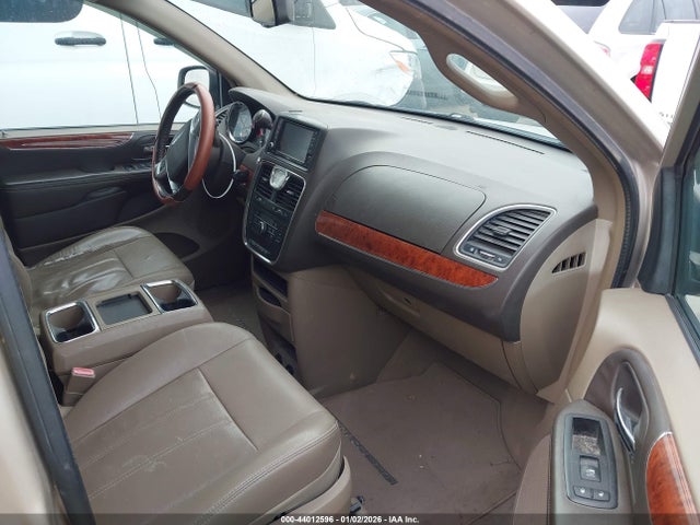 44012596 :رقم المزاد ، 2C4RC1BG2DR539424 vin ، 2013 Chrysler Town & Country Touring مزاد بيع