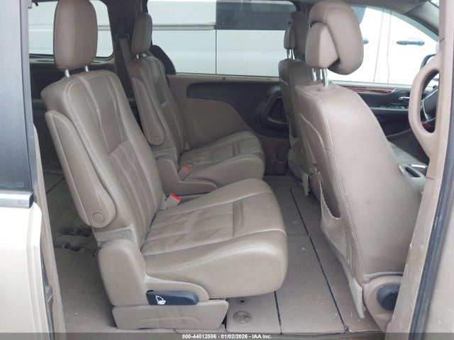 44012596 :رقم المزاد ، 2C4RC1BG2DR539424 vin ، 2013 Chrysler Town & Country Touring مزاد بيع