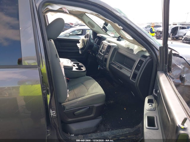 44012608 :رقم المزاد ، 1C6RR6FT2GS332559 vin ، 2016 Ram 1500 Express مزاد بيع