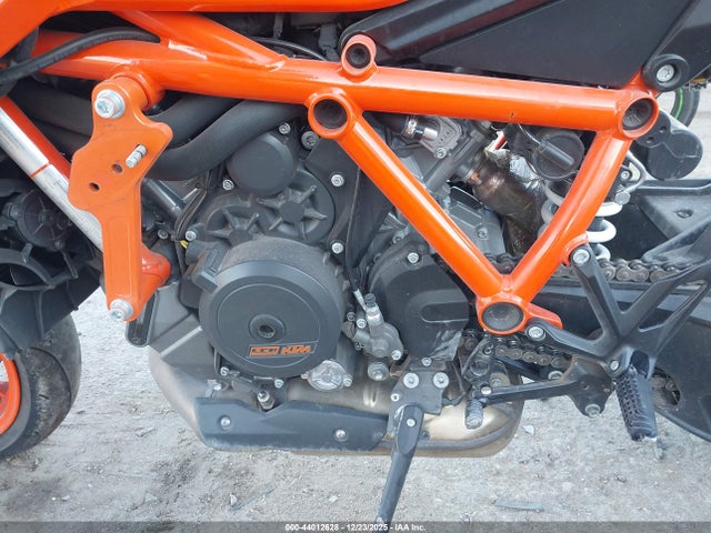 2022 KTM 1290 VBKV39401NM952399 Photo 8