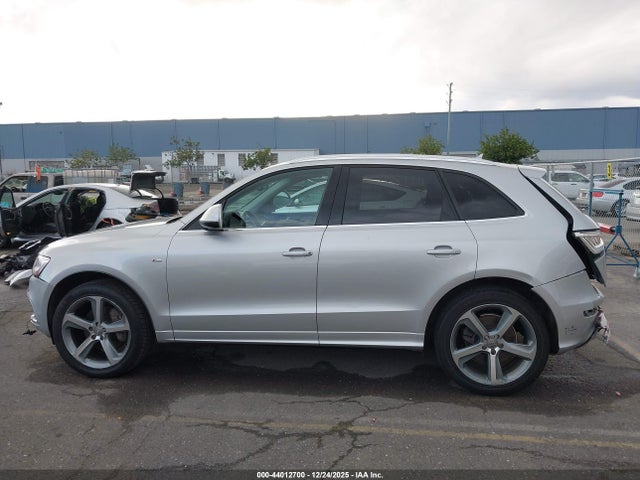 WA1DGAFP4EA039466 Audi Q5 3.0t Premium Plus