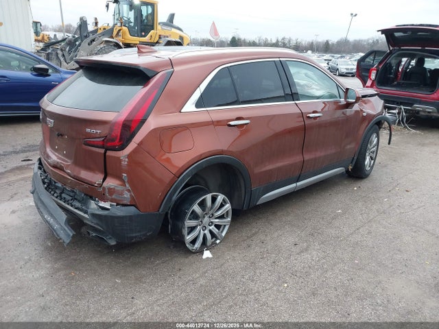 2019 CADILLAC XT4 1GYFZCR49KF116654 Photo 3