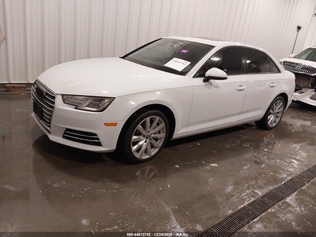 2017 AUDI A4 WAUANAF47HN031733 Photo 1