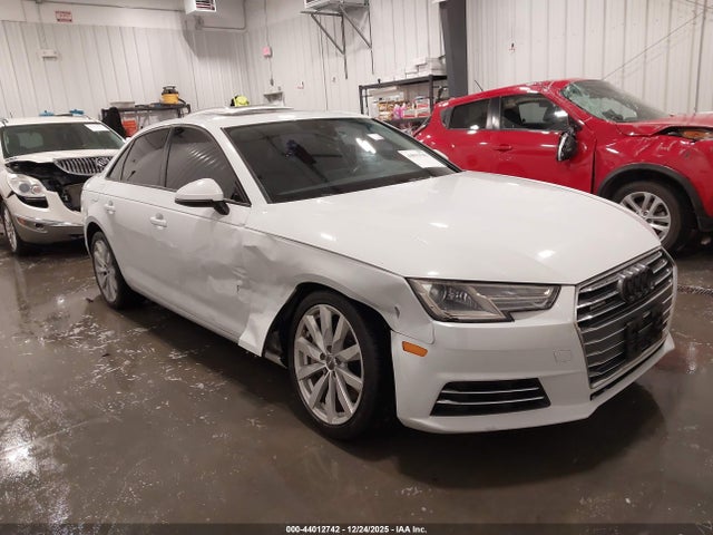 2017 AUDI A4 WAUANAF47HN031733 Photo 5
