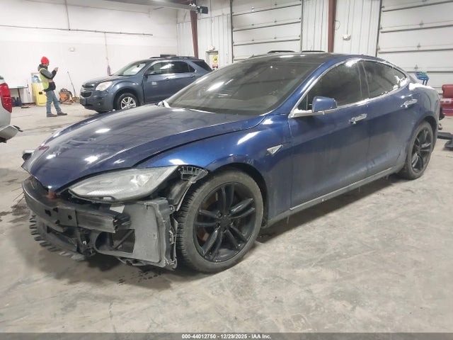 2015 TESLA MODEL S 5YJSA1S29FF095047 Photo 1