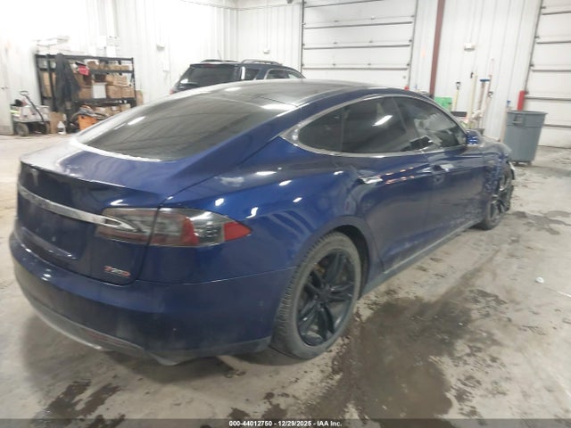 2015 TESLA MODEL S 5YJSA1S29FF095047 Photo 3