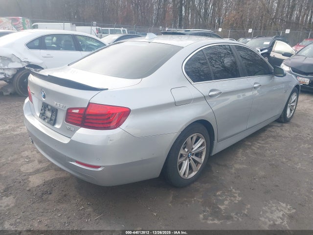 2016 BMW 528I WBA5A7C53GG643055 Photo 3