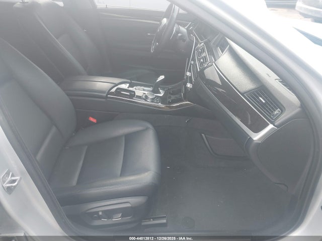 2016 BMW 528I WBA5A7C53GG643055 Photo 4