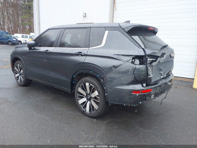 2025 MITSUBISHI OUTLANDER JA4J4VA81SZ047069 Photo 2