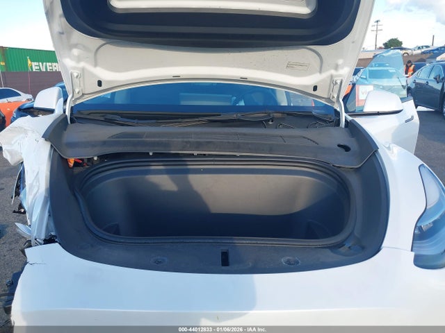 2023 TESLA MODEL Y 7SAYGDEE9PA043063 Photo 9